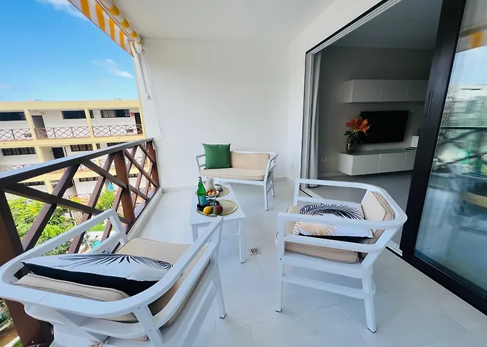 Paulmarie Apartment Playa La Arena